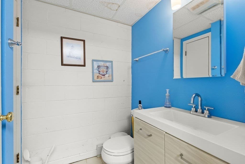 258 Edgartown-Vineyard Haven Rd, Edgartown MA 02539 photo 20