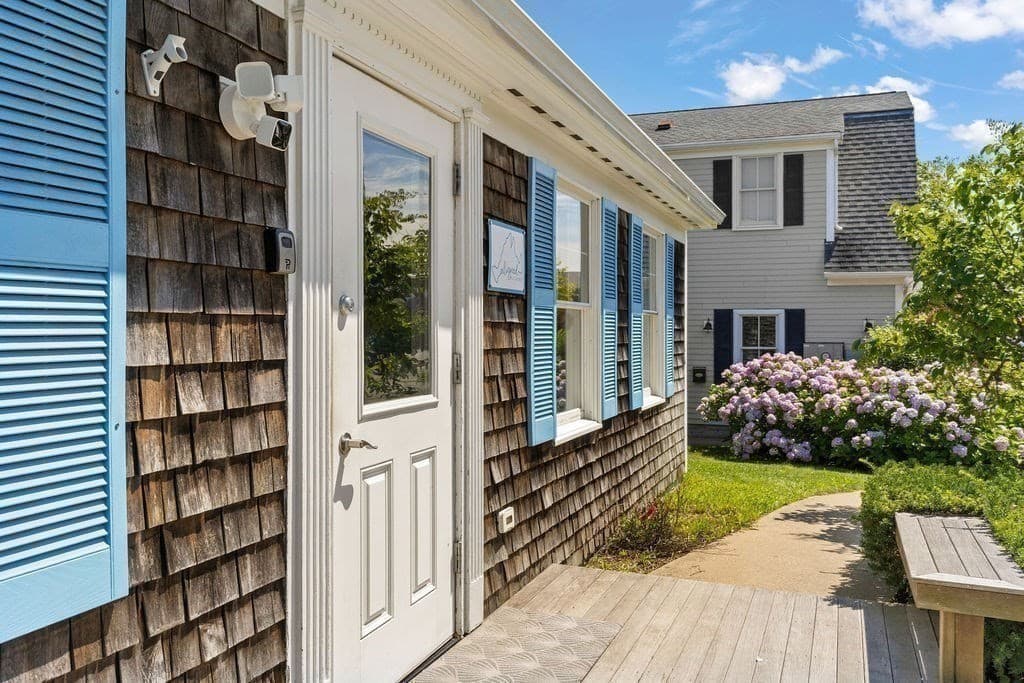 258 Edgartown-Vineyard Haven Rd, Edgartown MA 02539 photo 38