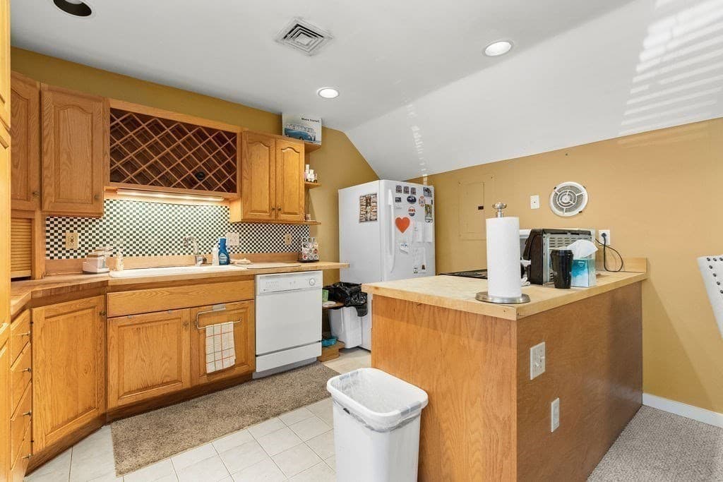 258 Edgartown-Vineyard Haven Rd, Edgartown MA 02539 photo 33