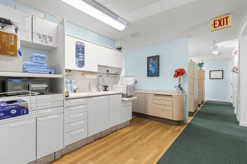 258 Edgartown-Vineyard Haven Rd, Edgartown MA 02539 photo 15