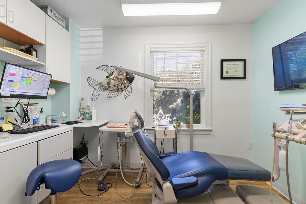 258 Edgartown-Vineyard Haven Rd, Edgartown MA 02539 photo 11