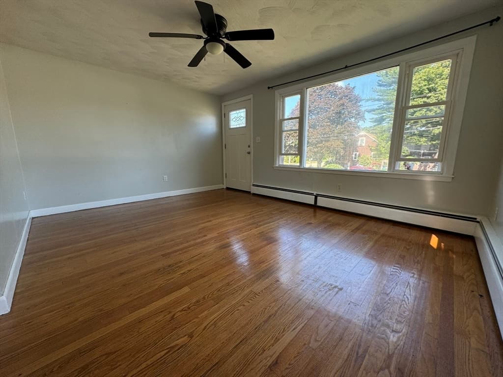 7 Gardner Ave, Attleboro MA 02703 photo 9