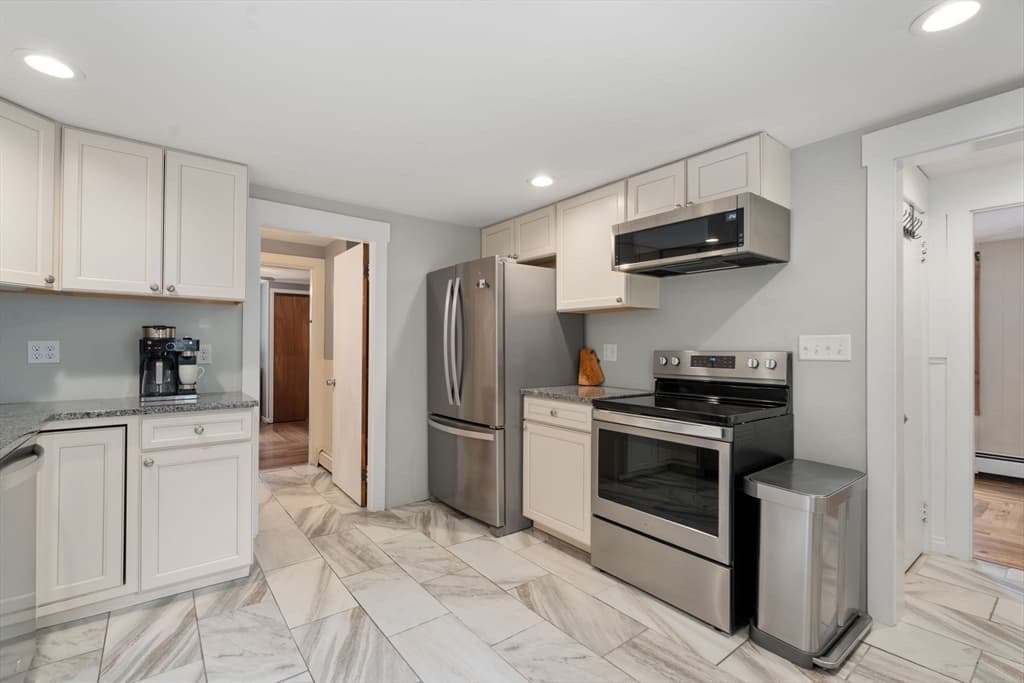 42 Pine Swamp, Cumberland RI 02864 photo 16