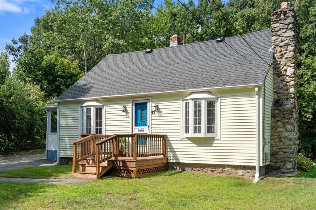 42 Pine Swamp, Cumberland RI 02864