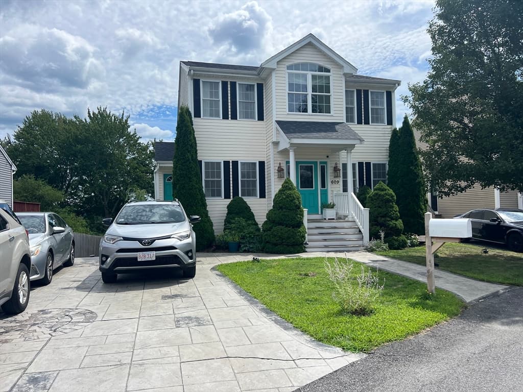 609 Detroit St, Fall River MA 02721 photo 23