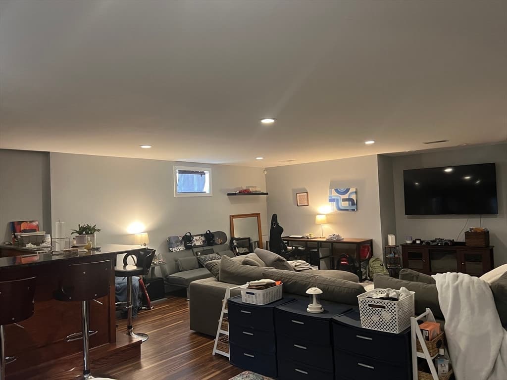 609 Detroit St, Fall River MA 02721 photo 13