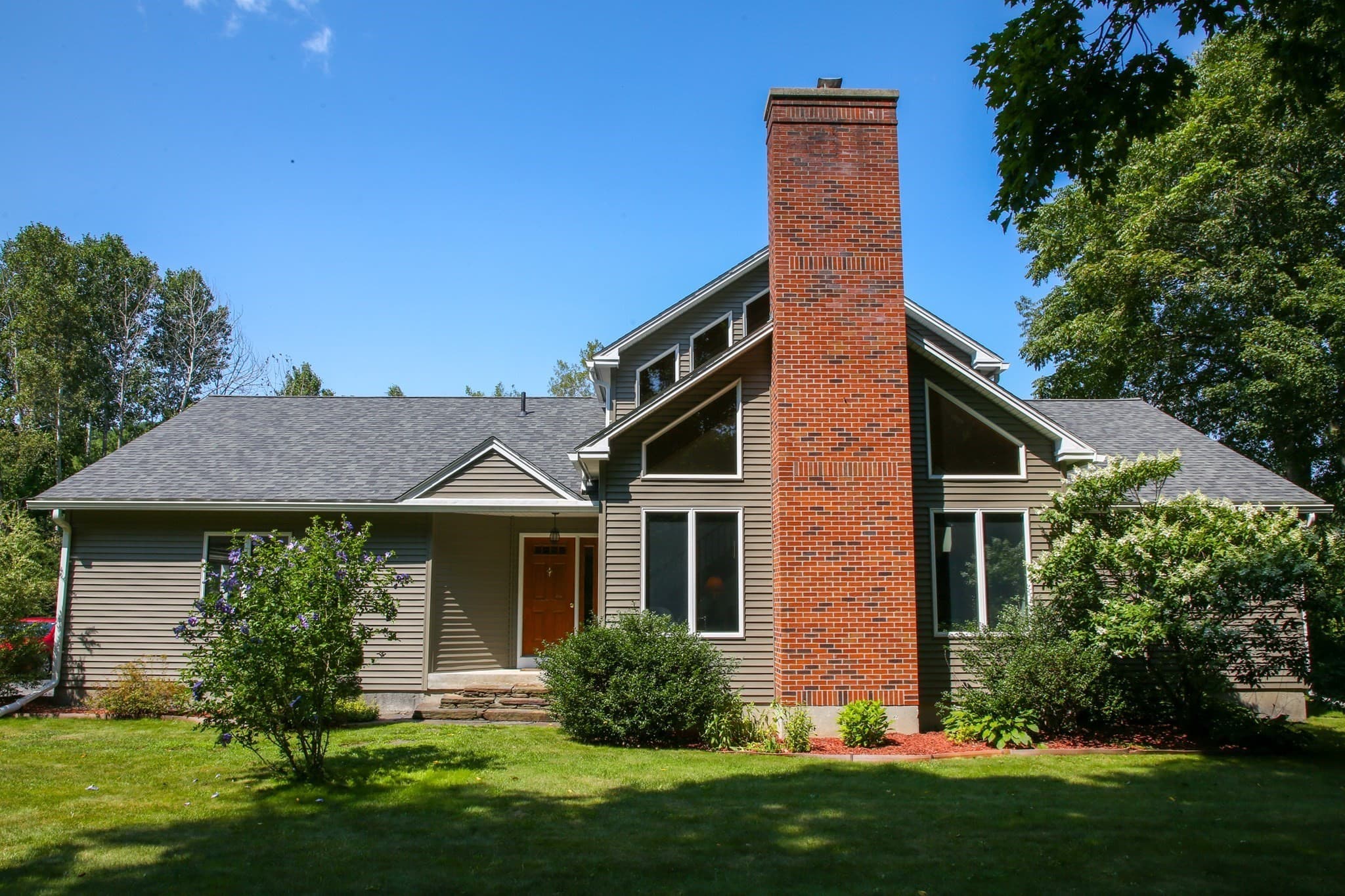 18 East Road, Adams MA 01220
