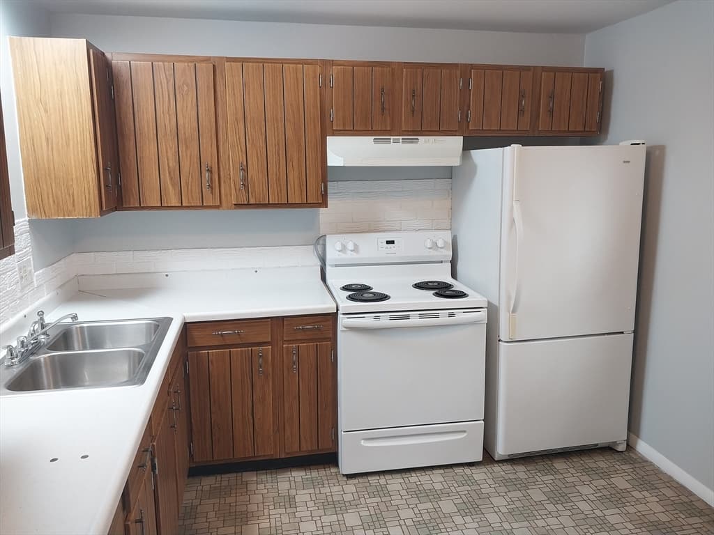 124 Ash Street, Fall River MA 02724 photo 23