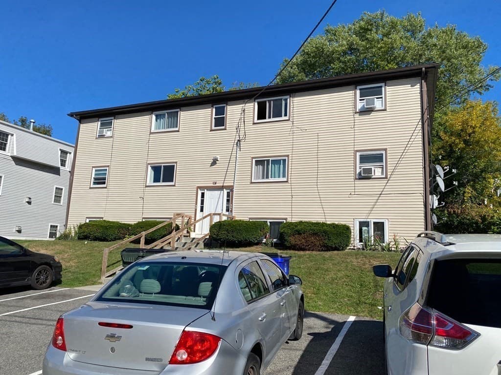 124 Ash Street, Fall River MA 02724