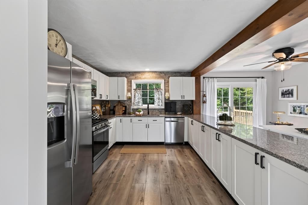 125 Alpha St, Dartmouth MA 02747 photo 10