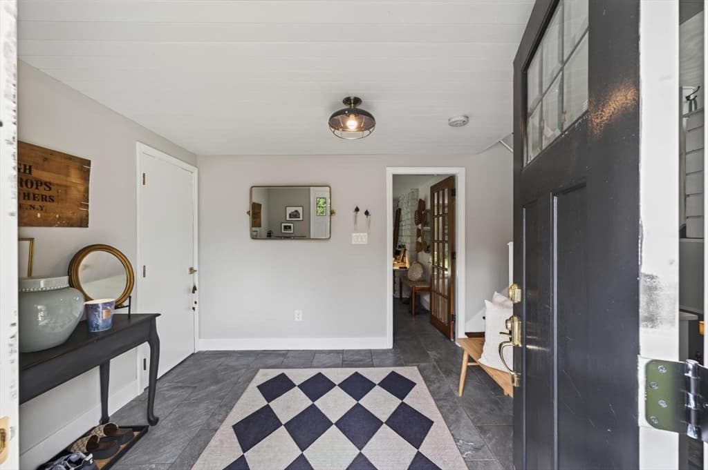 125 Alpha St, Dartmouth MA 02747 photo 4