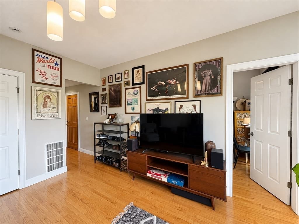 16 Cross Street East # 2, Somerville MA 01245 photo 12