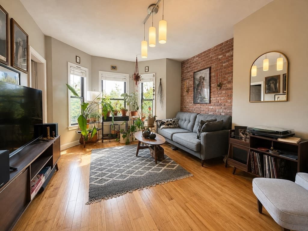 16 Cross Street East # 2, Somerville MA 01245 photo 11