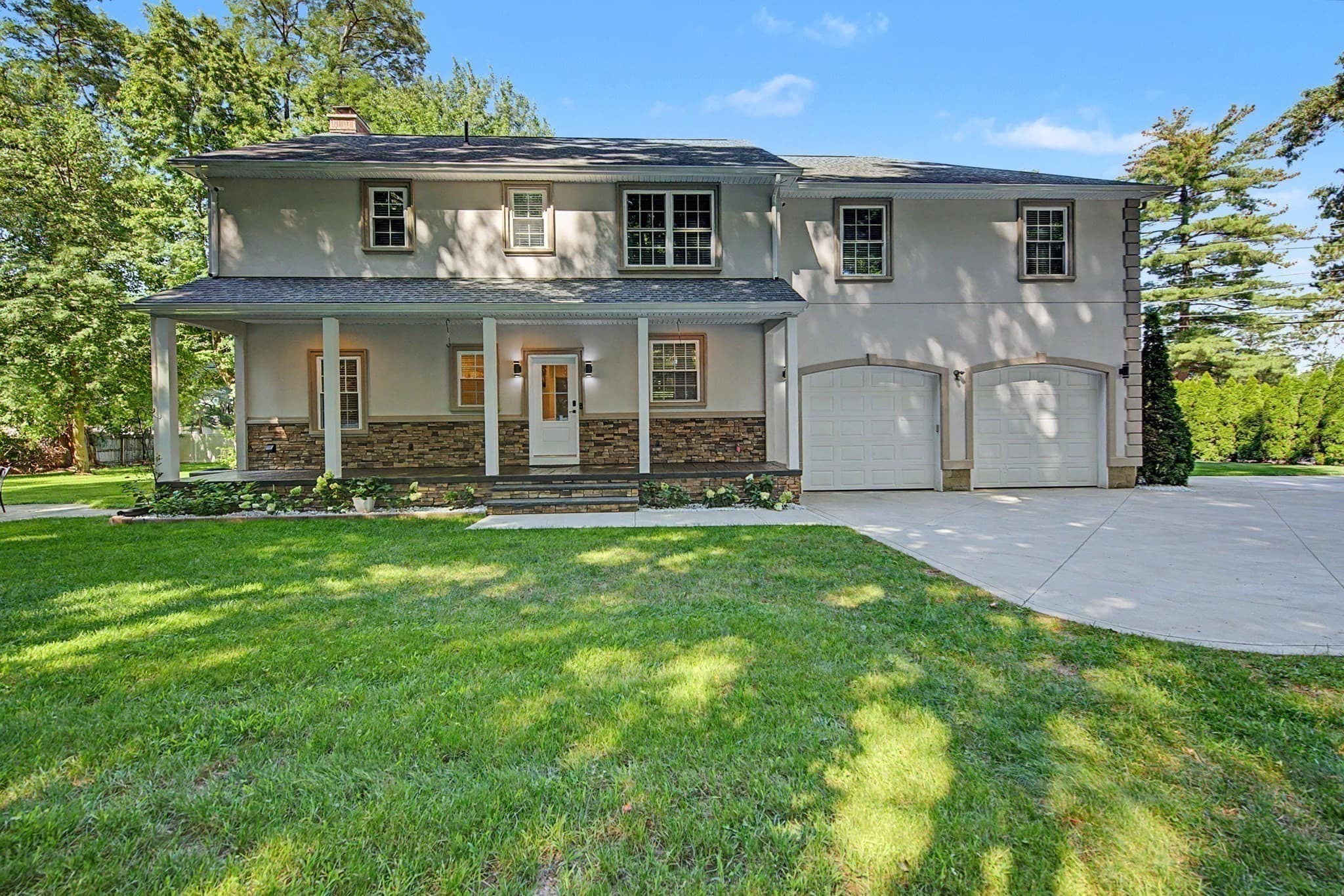 Single Family Residence at 657 Silver St, Agawam MA 01001, Agawam, photo 2 of 37