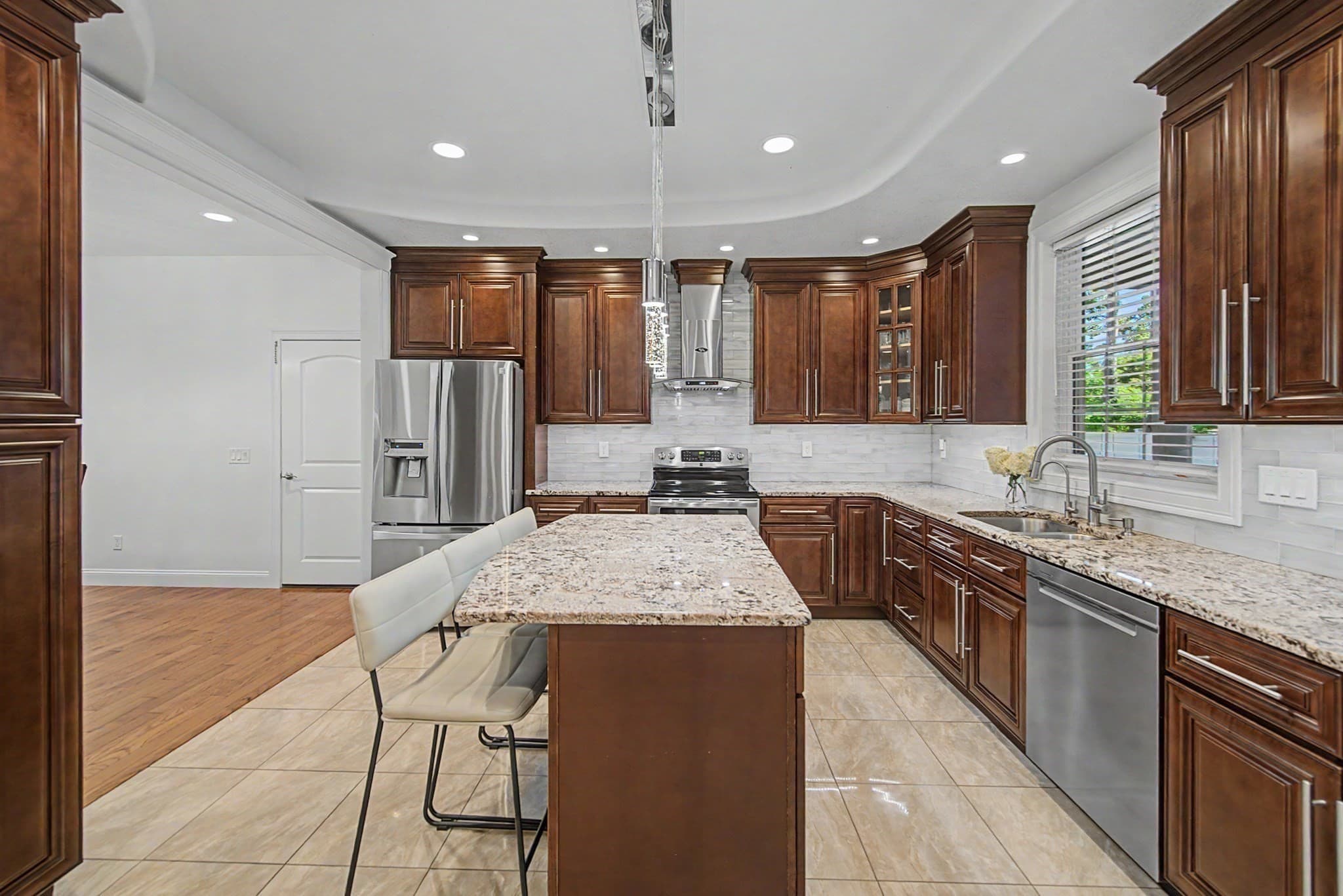 Single Family Residence at 657 Silver St, Agawam MA 01001, Agawam, photo 7 of 37