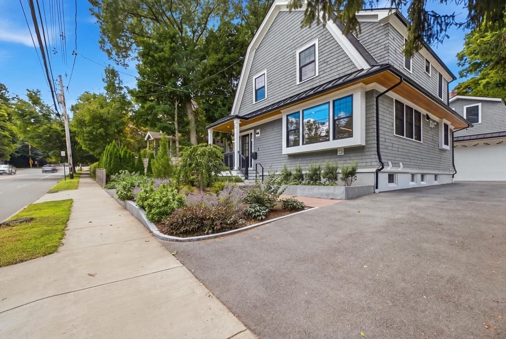 Single Family Residence at 579 Centre St, Newton MA 02458, Newton, photo 34 of 40