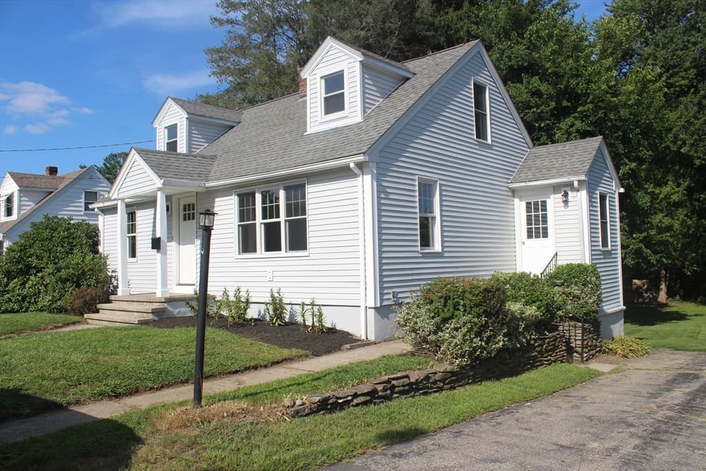 17 Didonato Ave, Webster MA 01570 photo 2