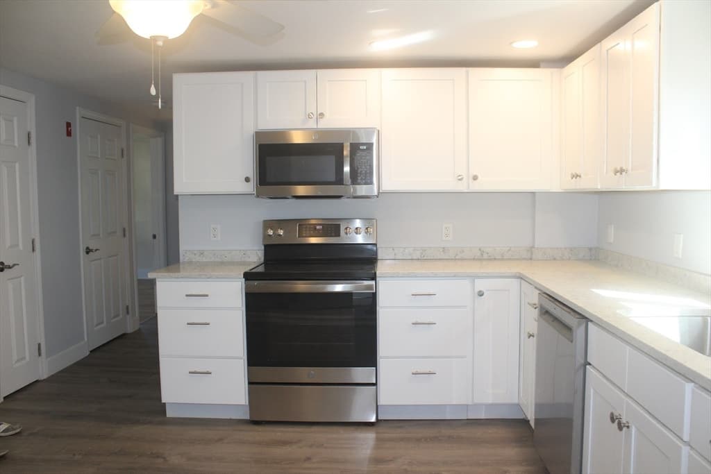 17 Didonato Ave, Webster MA 01570 photo 4