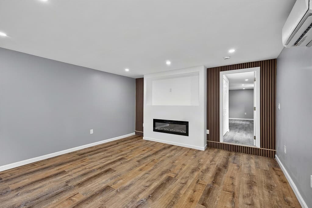 24 Emerson St, Fall River MA 02720 photo 12