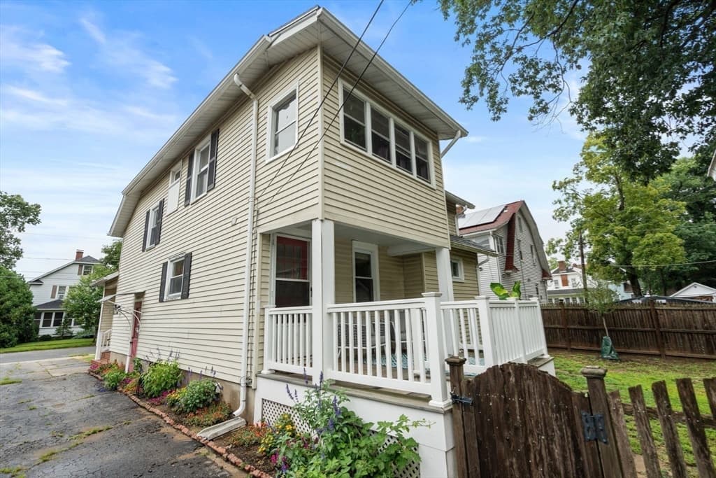 137 Belvidere Street, Springfield MA 01108 photo 31