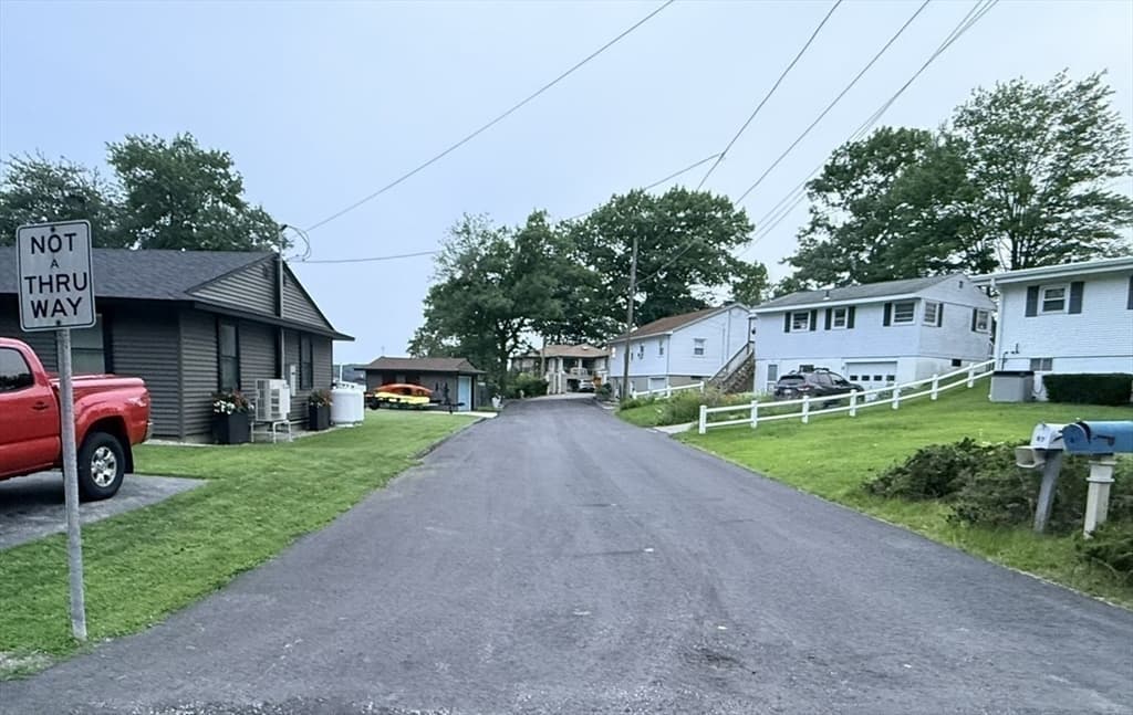 60 Wakefield Ave Webster Lake, Webster MA 01570 photo 17