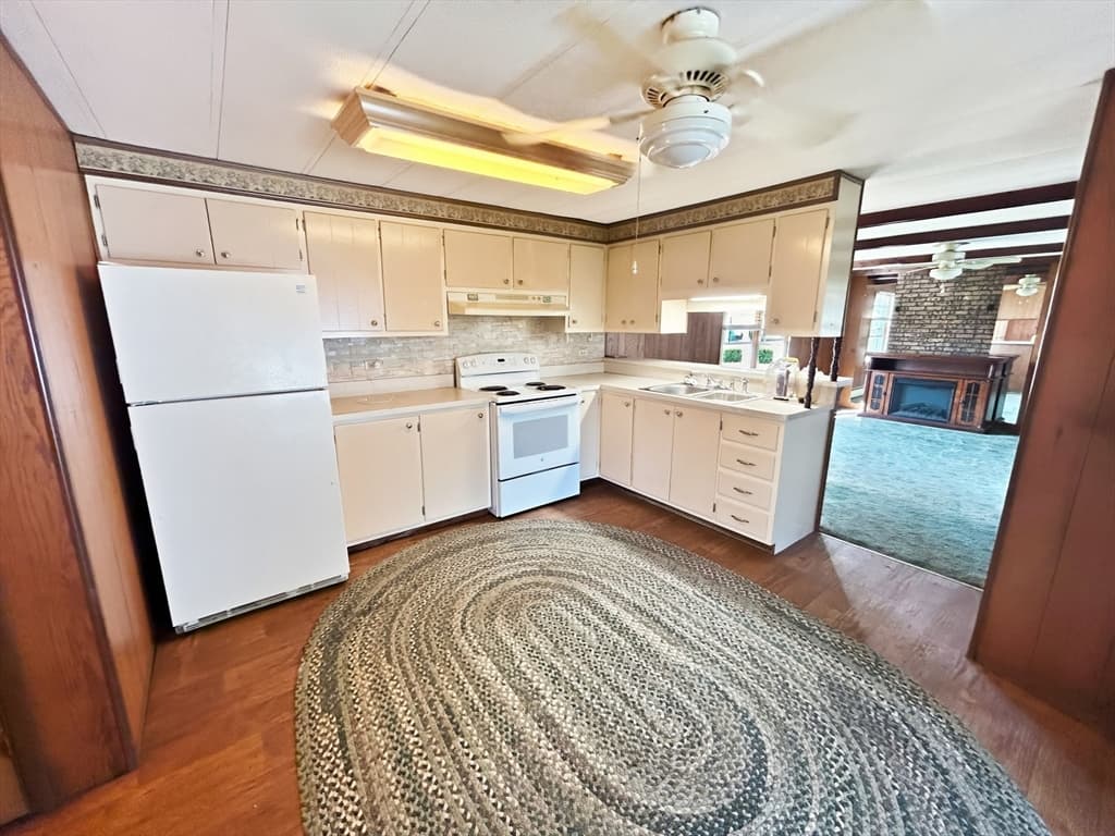 146 Queen Drive, Wareham MA 02576 photo 6