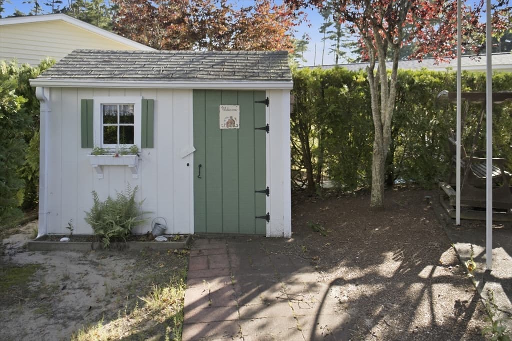 146 Queen Drive, Wareham MA 02576 photo 5