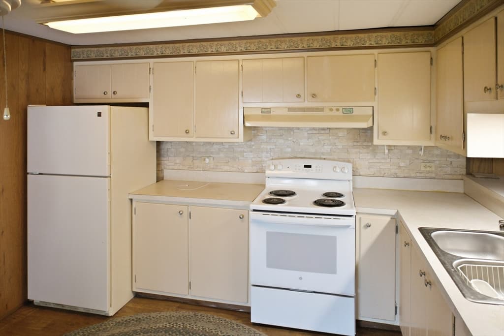 146 Queen Drive, Wareham MA 02576 photo 8