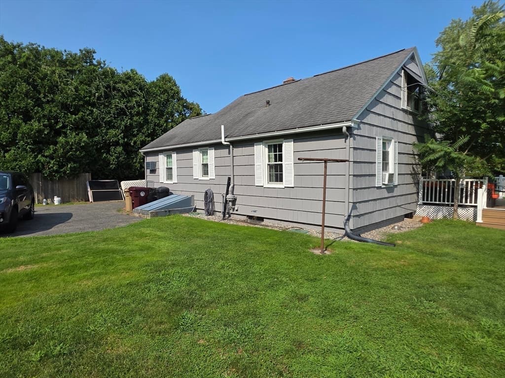525 Chapin St, Ludlow MA 01056 photo 7