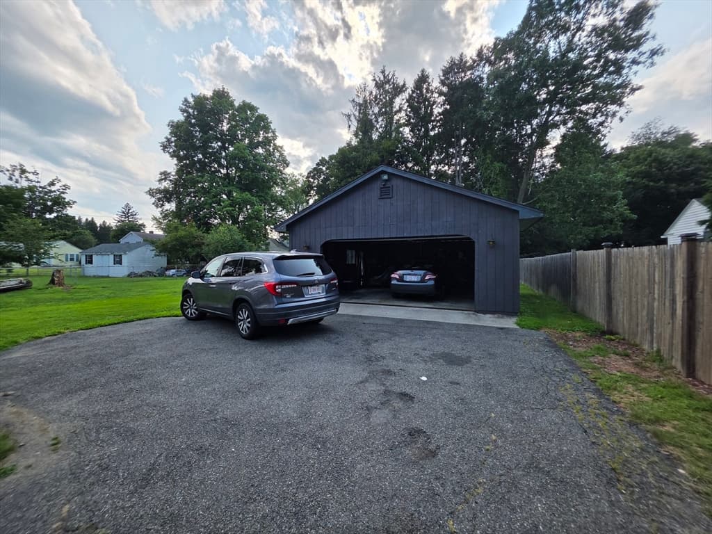 525 Chapin St, Ludlow MA 01056 photo 11