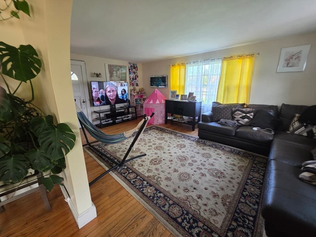 525 Chapin St, Ludlow MA 01056 photo 21
