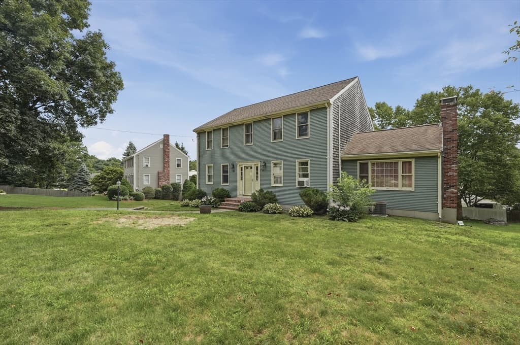 50 Conant St, Bridgewater MA 02324 photo 2