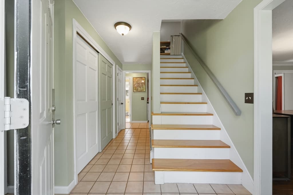 50 Conant St, Bridgewater MA 02324 photo 3