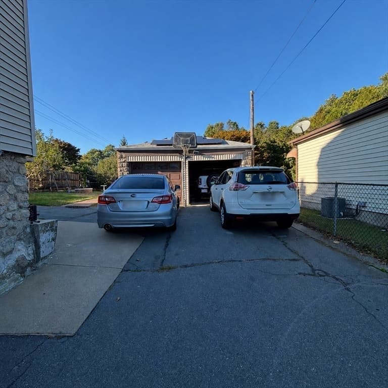 507-509 Nash Rd, New Bedford MA 02746 photo 10