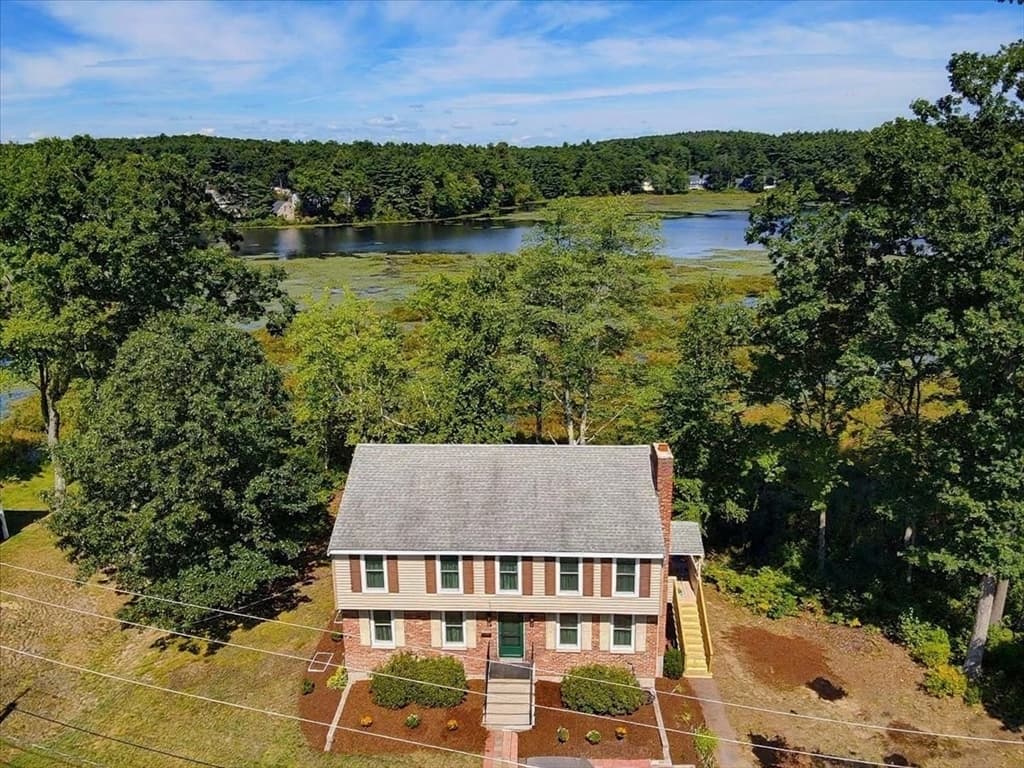 52 Sandy Pond Rd, Ayer MA 01432 photo 2