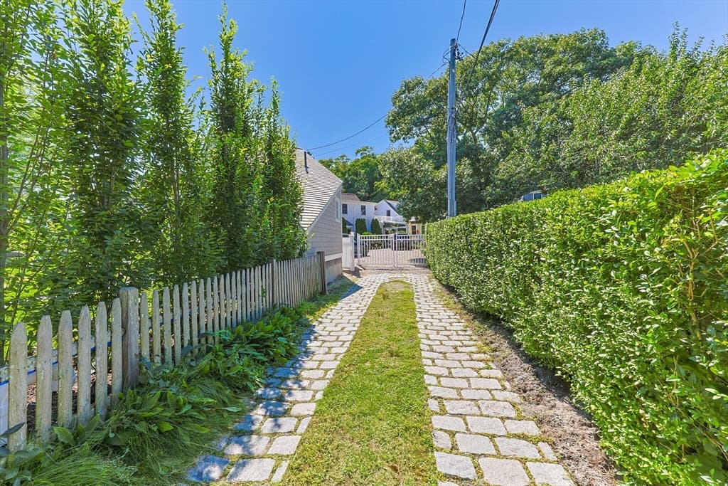 4 Atwood Avenue Unit 2, Provincetown MA 02657 photo 38