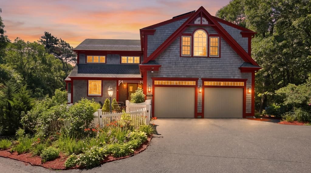 9 Horseshoe Bend Way, Mashpee MA 02649