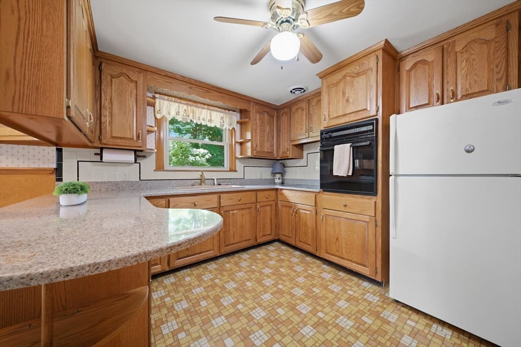 19 Daley Ave, Methuen MA 01844 photo 19
