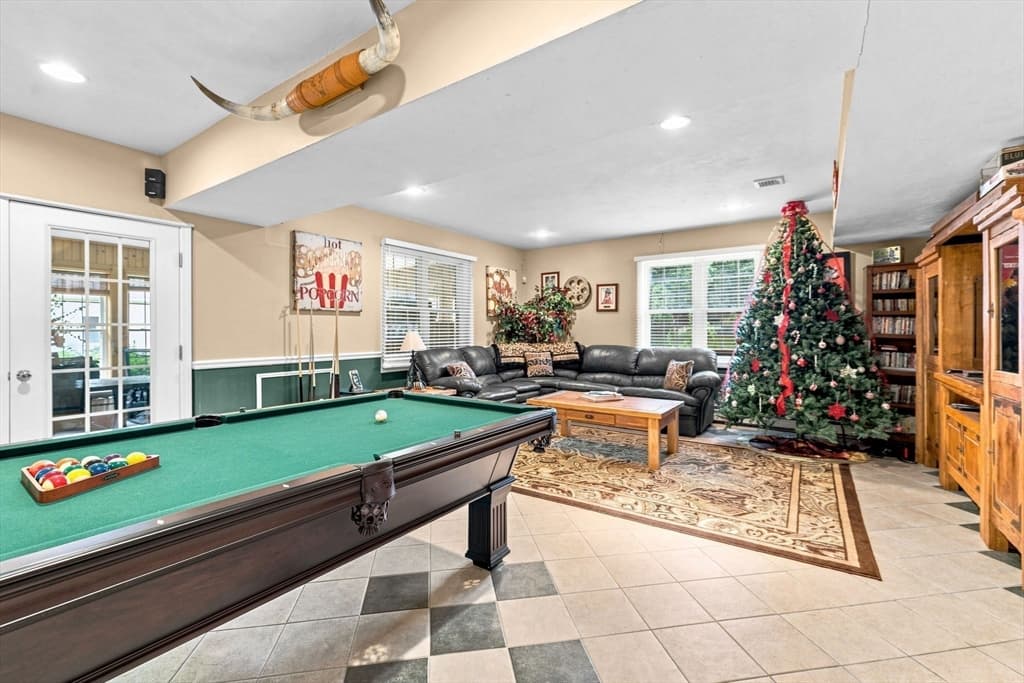 10 Edna Cir, Freetown MA 02717 photo 27