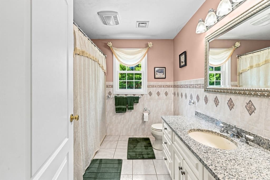 10 Edna Cir, Freetown MA 02717 photo 22