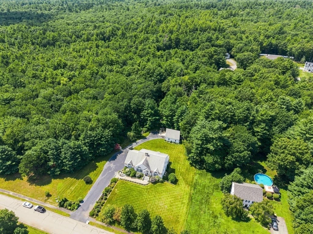 10 Edna Cir, Freetown MA 02717 photo 34