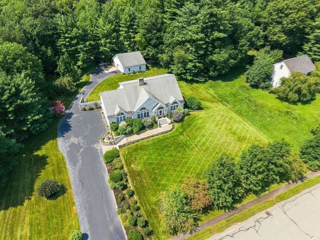 10 Edna Cir, Freetown MA 02717 photo 33