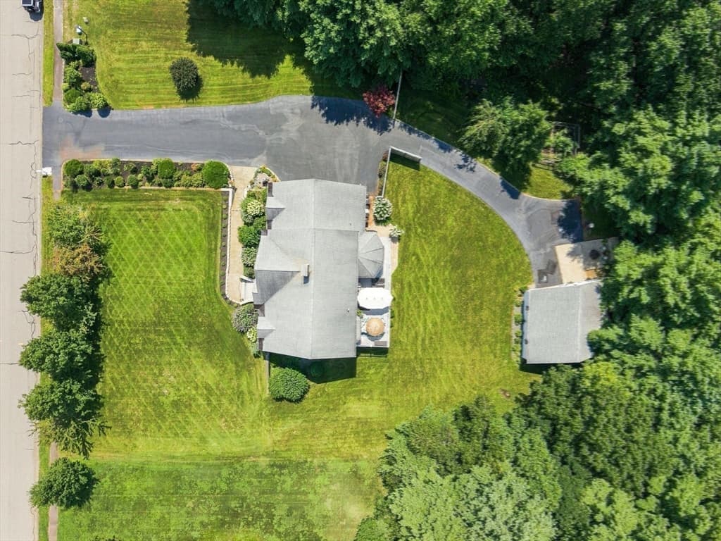 10 Edna Cir, Freetown MA 02717 photo 35