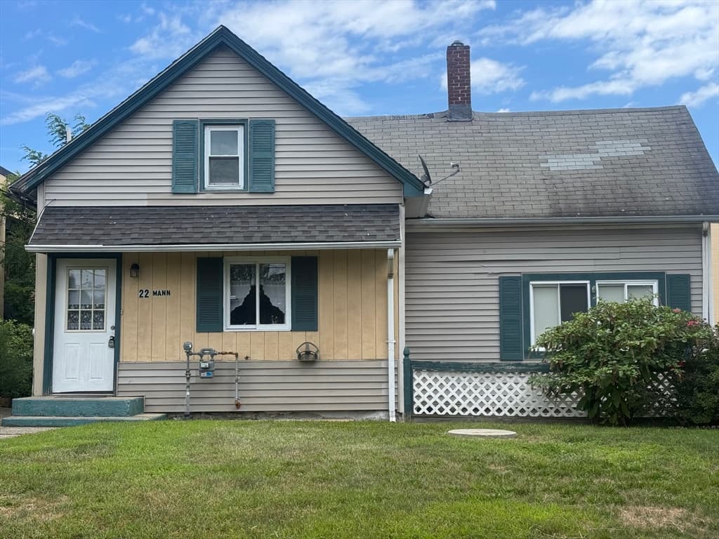 22 Mann Street, Attleboro MA 02703