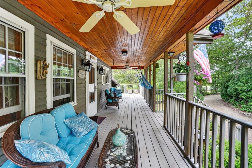 9 Codman Spring Road, Edgartown MA 02539 photo 3