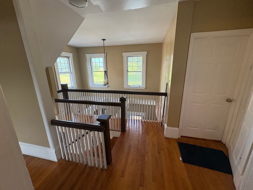 94-96 Byers St, Springfield MA 01105 photo 6
