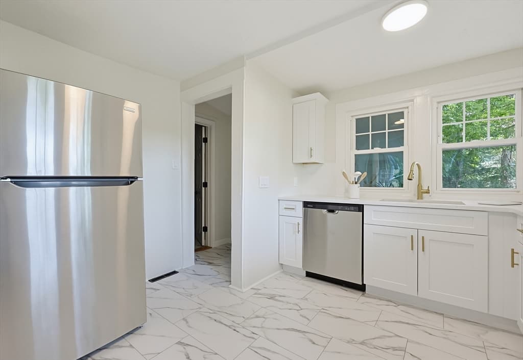 Single Family Residence at 2 Kosta Ave., Rutland MA 01543, Rutland, photo 18 of 41