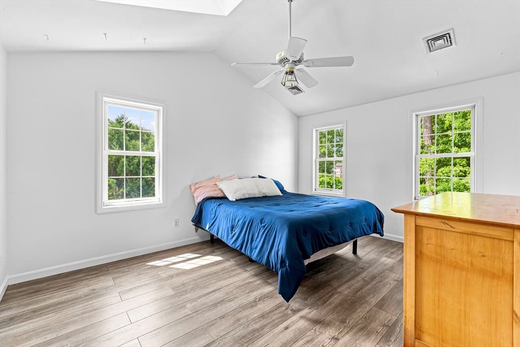 21 Forestview Dr, Fairhaven MA 02719 photo 23