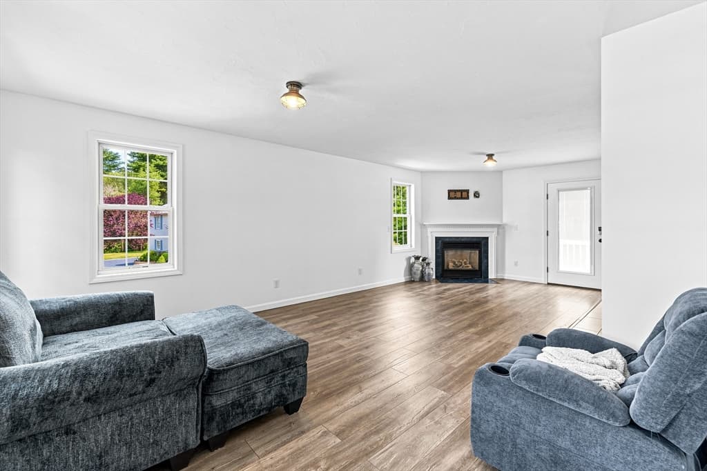 21 Forestview Dr, Fairhaven MA 02719 photo 6