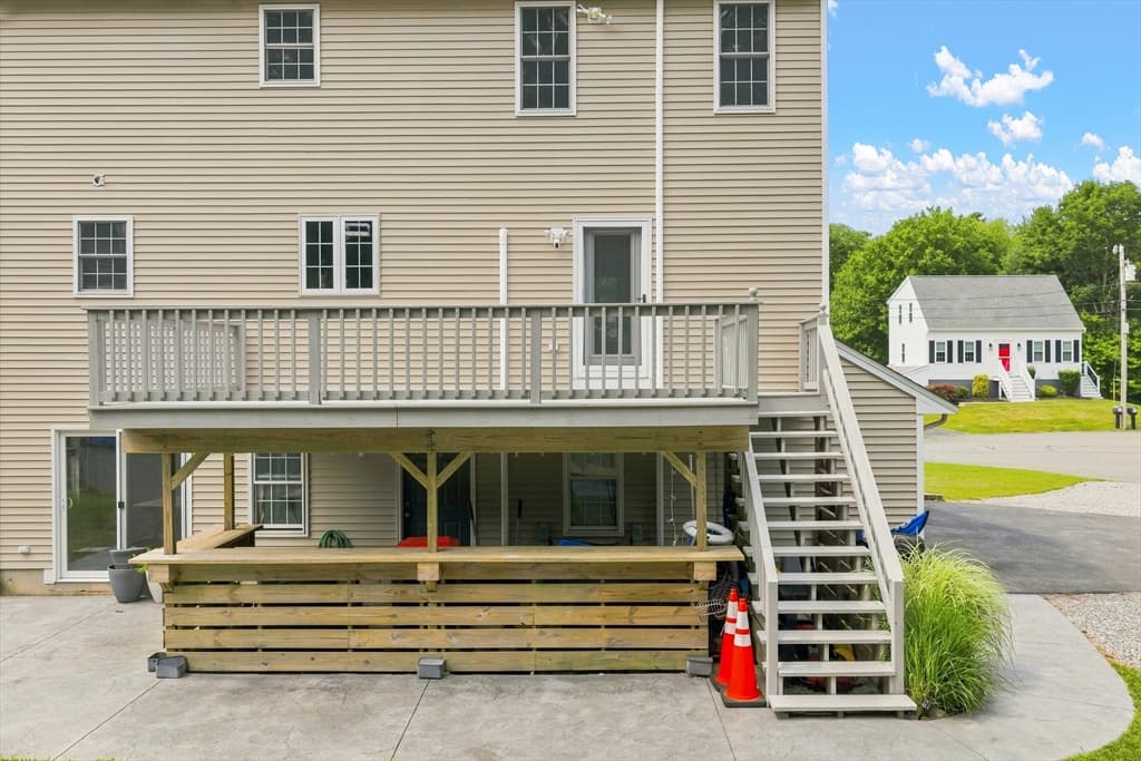 21 Forestview Dr, Fairhaven MA 02719 photo 31